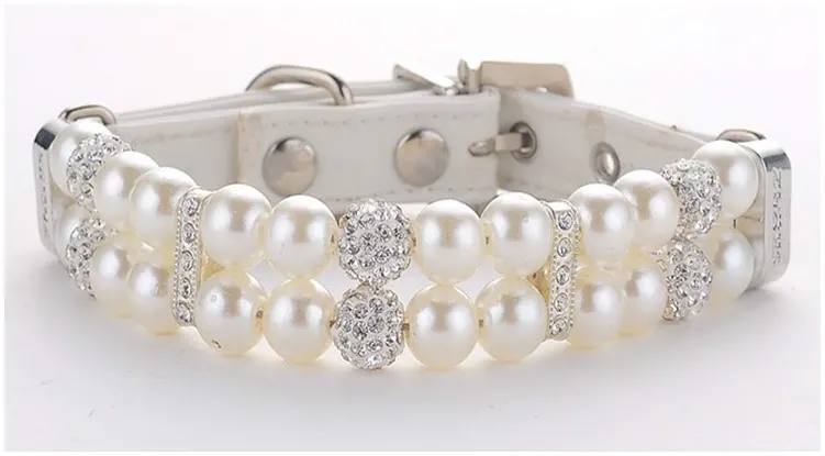 Fancy canine collar from Amazon made from fake diamonds and pearls