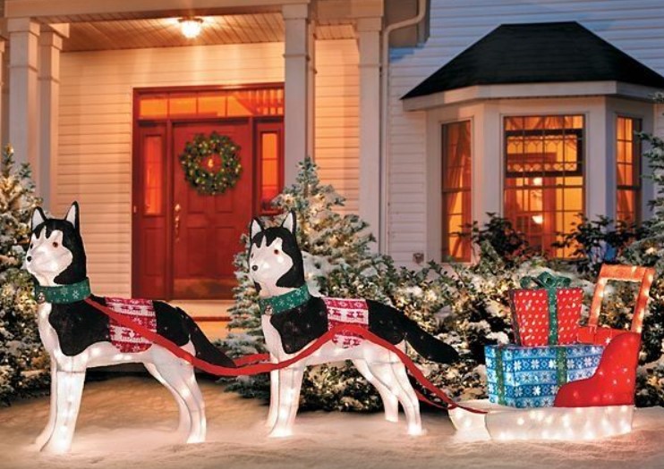 Outdoor Christmas dog decorations